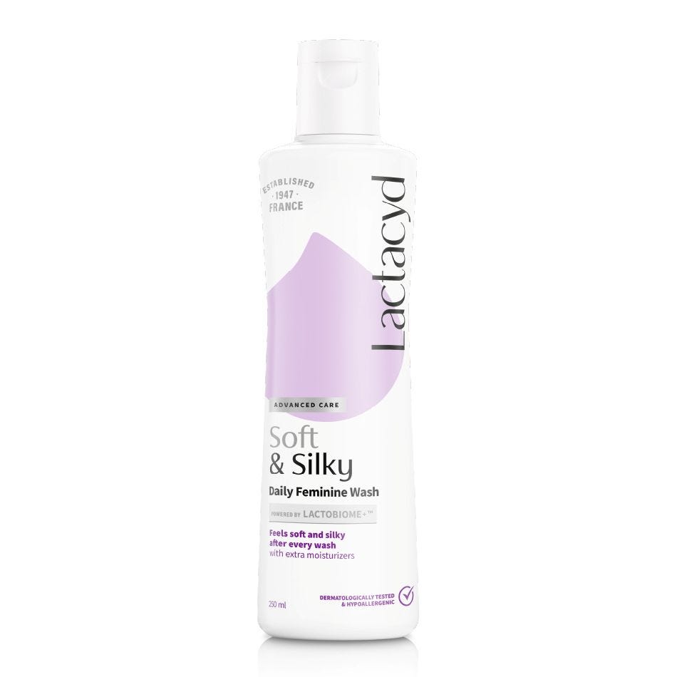 Lactacyd Soft & Silky Feminine Wash