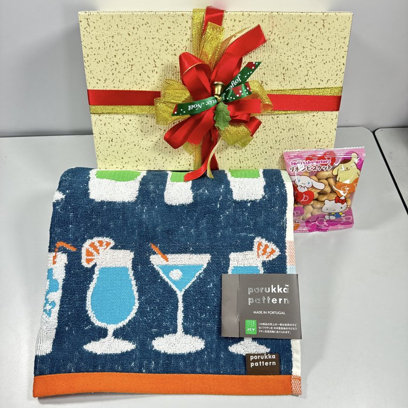 Ssh Giftset-Porukka Cocktail Design Skinny Towel & Biscuits