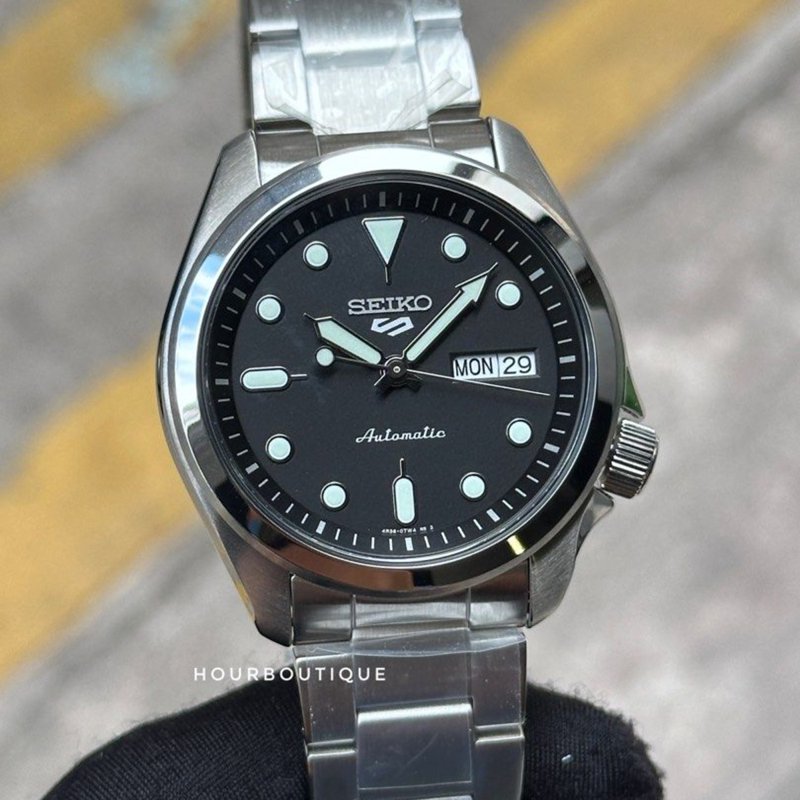 Brand New Seiko 5 Automatic Watch SRPE55K1