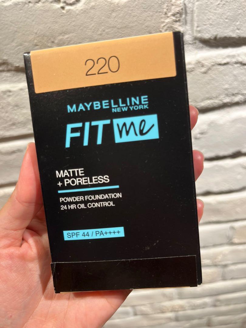 Maybelline Fit Me Matte + Poreless Powder Foundation 220 Natural Beige