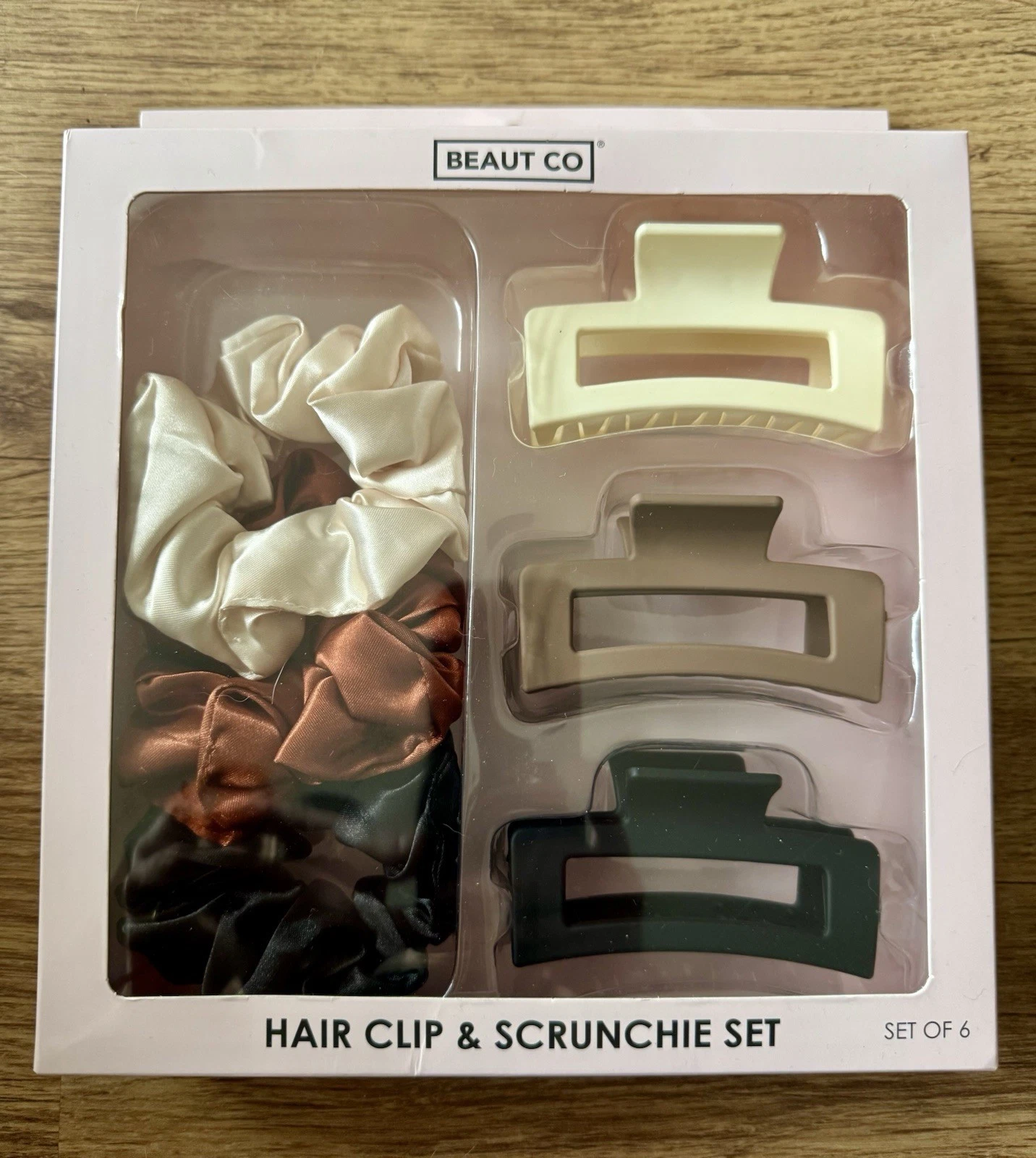 County BCO Hair Clip & Scrunchie Set